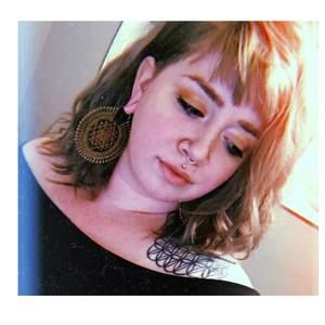 Meet your Posher, Stephanie